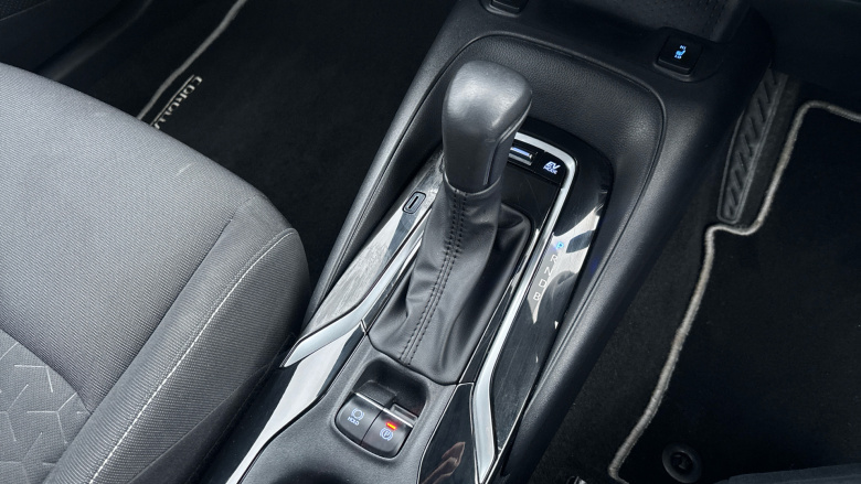 Toyota Corolla 1.8 VVT-i Hybrid Icon 5dr CVT Hybrid Hatchback